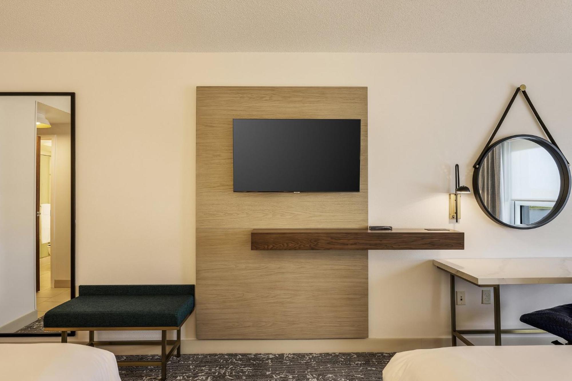 Crowne Plaza Ft Myers Gulf Coast By Ihg Hotel Fort Myers Exterior photo