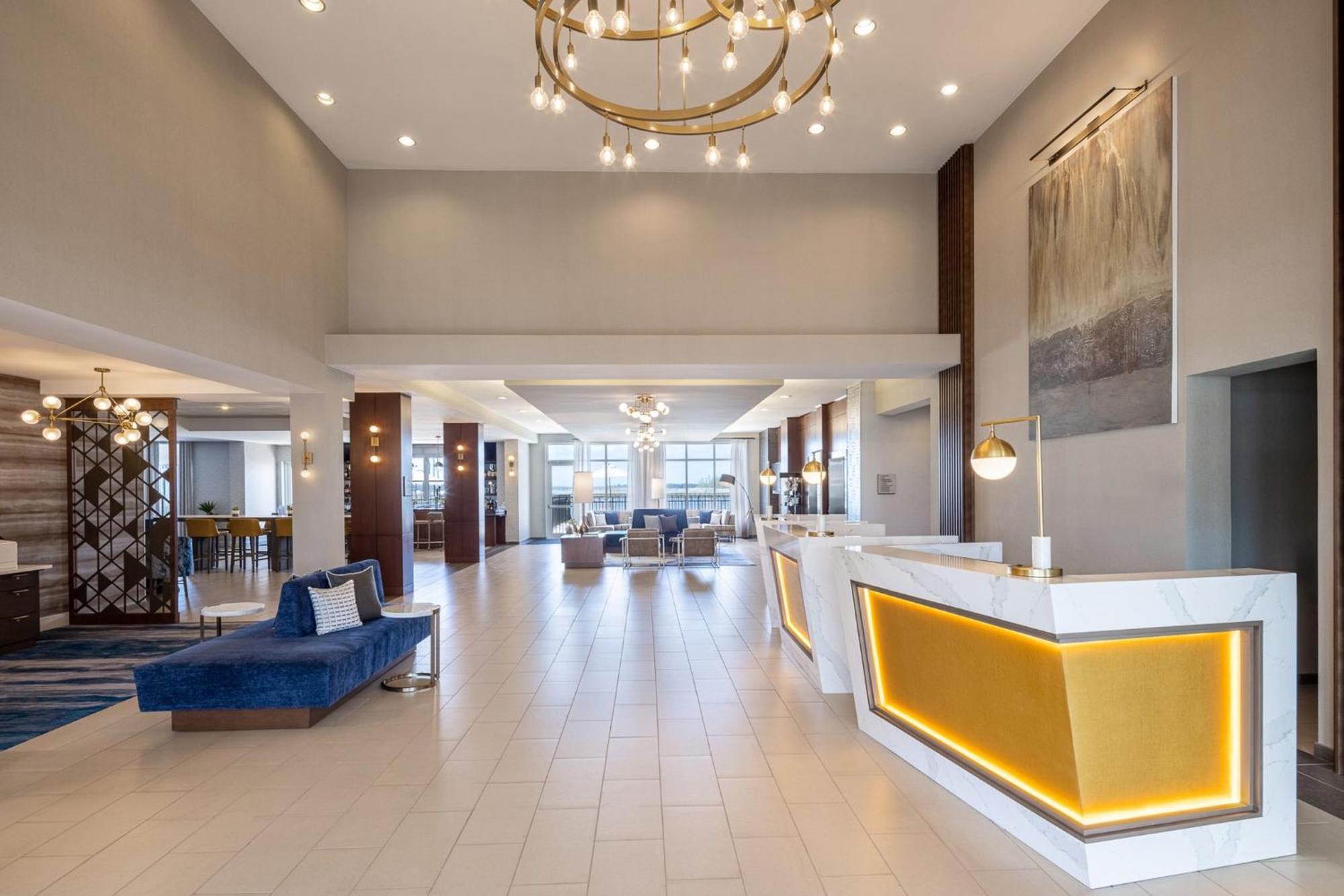 Crowne Plaza Ft Myers Gulf Coast By Ihg Hotel Fort Myers Exterior photo